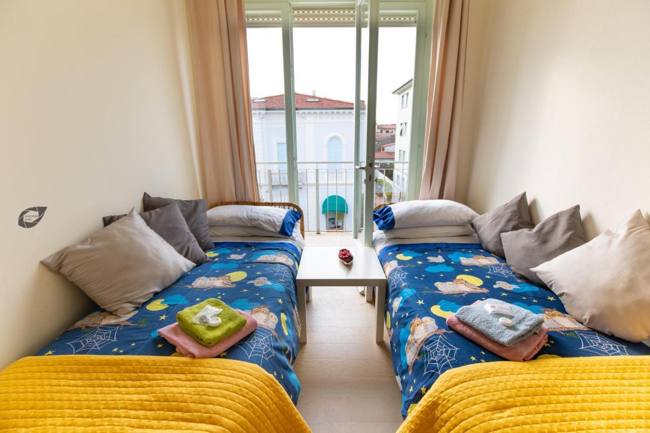 Foscolo Lägenhet Viareggio Exteriör bild