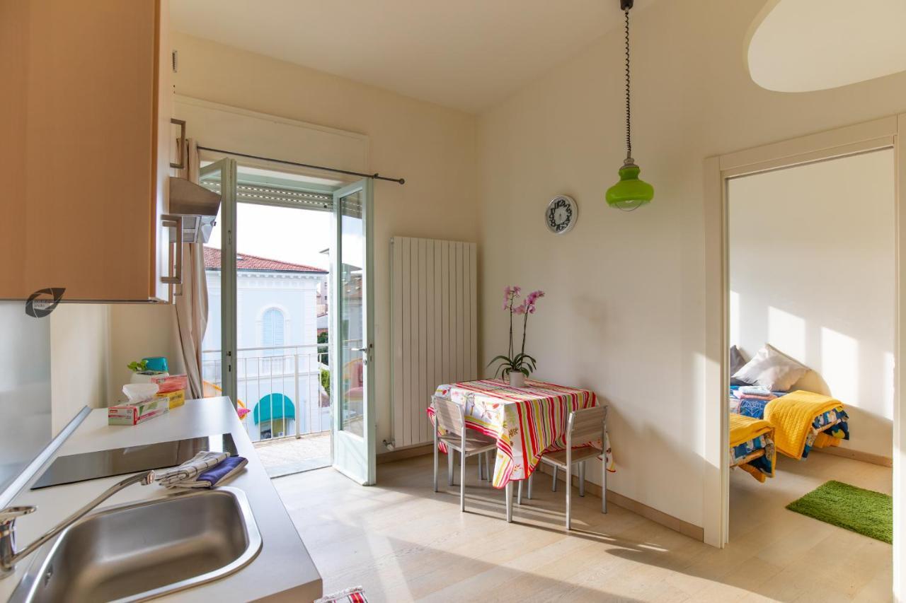 Foscolo Lägenhet Viareggio Exteriör bild